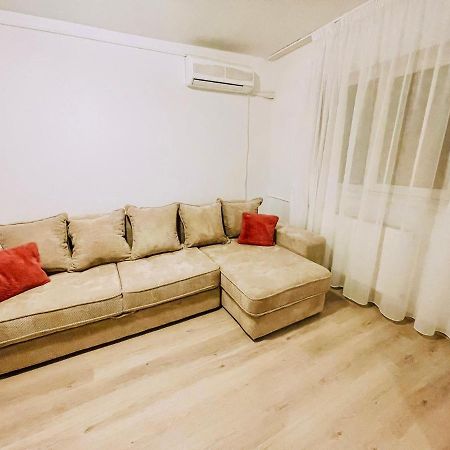 Lovely Apartment In A Quiet Area - Spitalul Judetean L5 Temesvár Kültér fotó